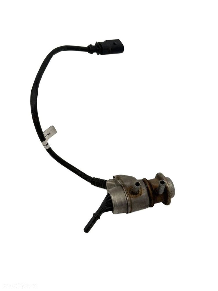 Wtryskiwacz AdBlue Audi S5 3.0 TDI numer oryginalny części 059131113H - 1