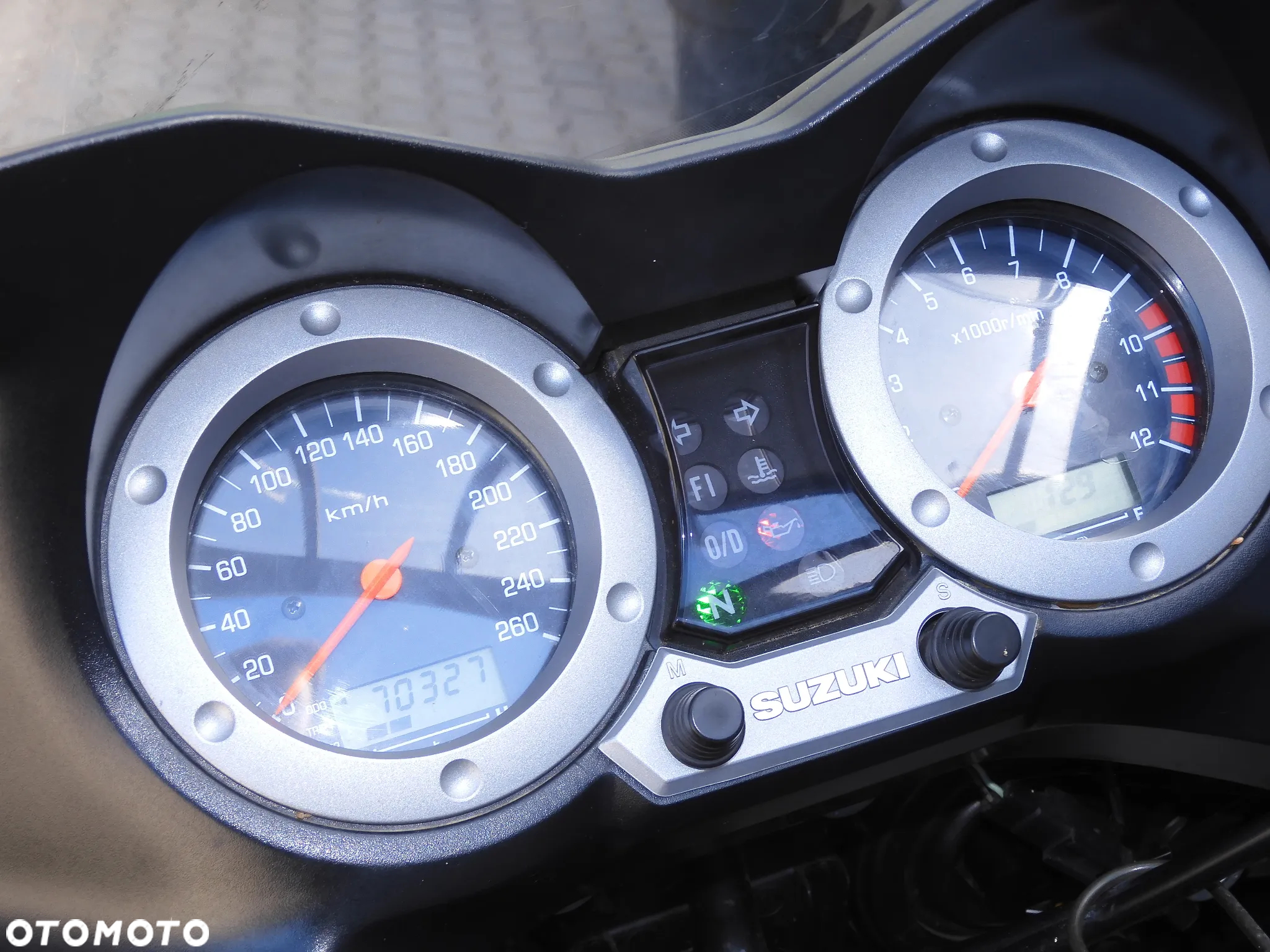 Suzuki DL - 30