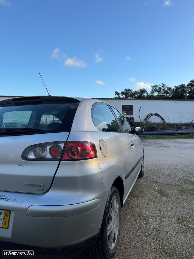 SEAT Ibiza 1.4 TDi Passion - 4