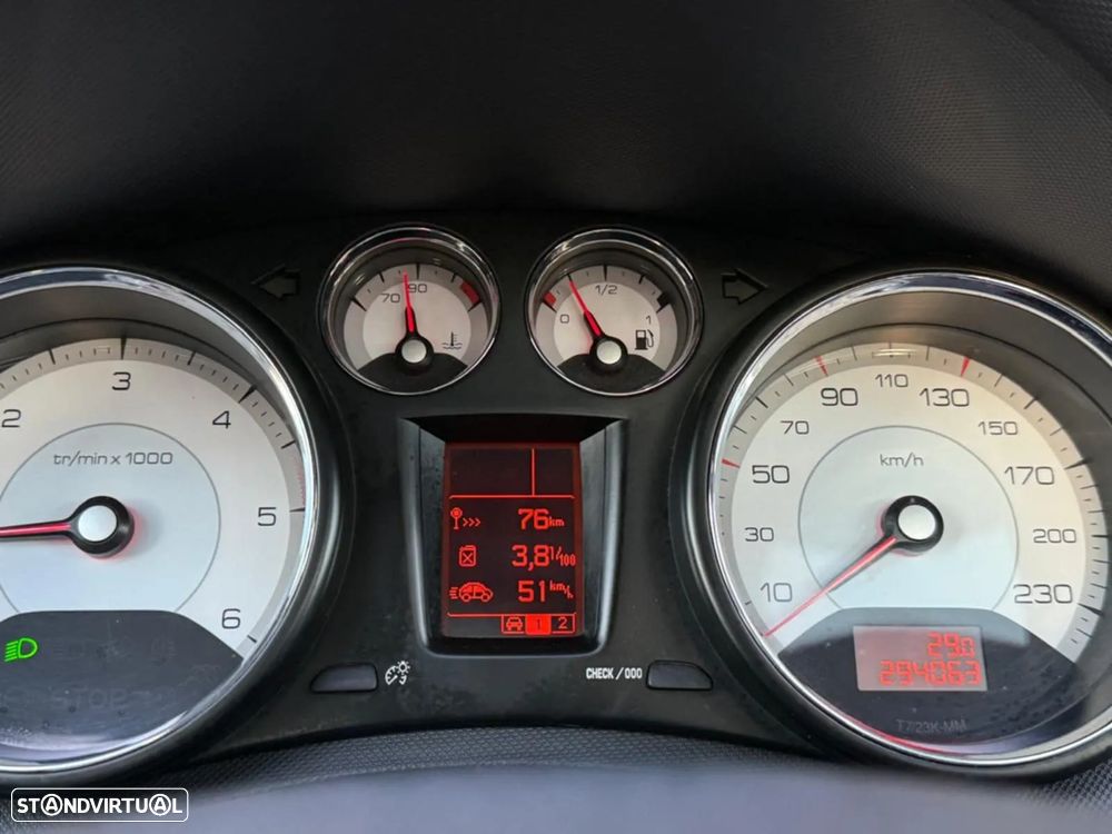 Peugeot 308 1.6 HDi Sport - 13