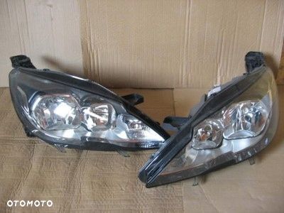 REFLEKTOR LAMPA PRAWA PEUGEOT 308 T9 2014 R - . - 1