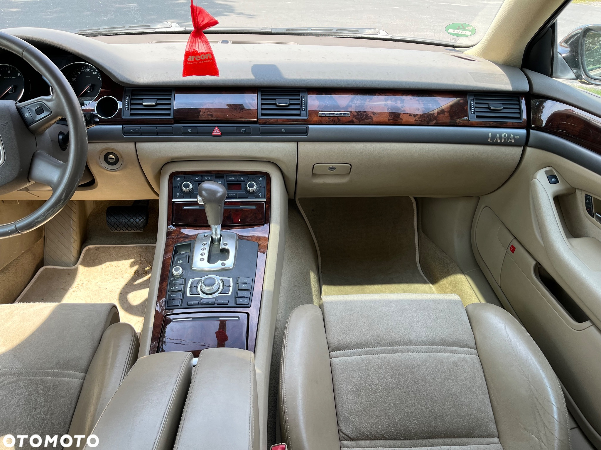 Audi A8 3.7 Quattro - 8