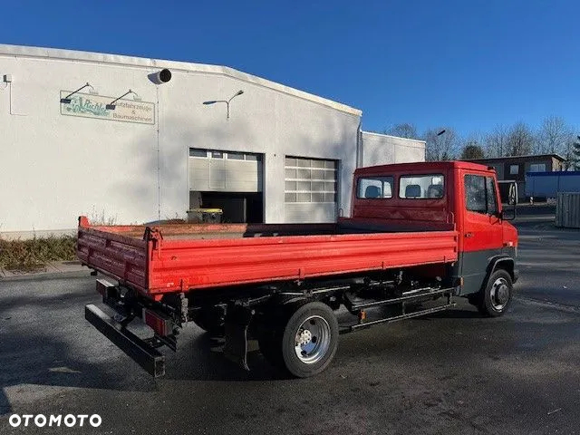 Mercedes-Benz Vario - 12
