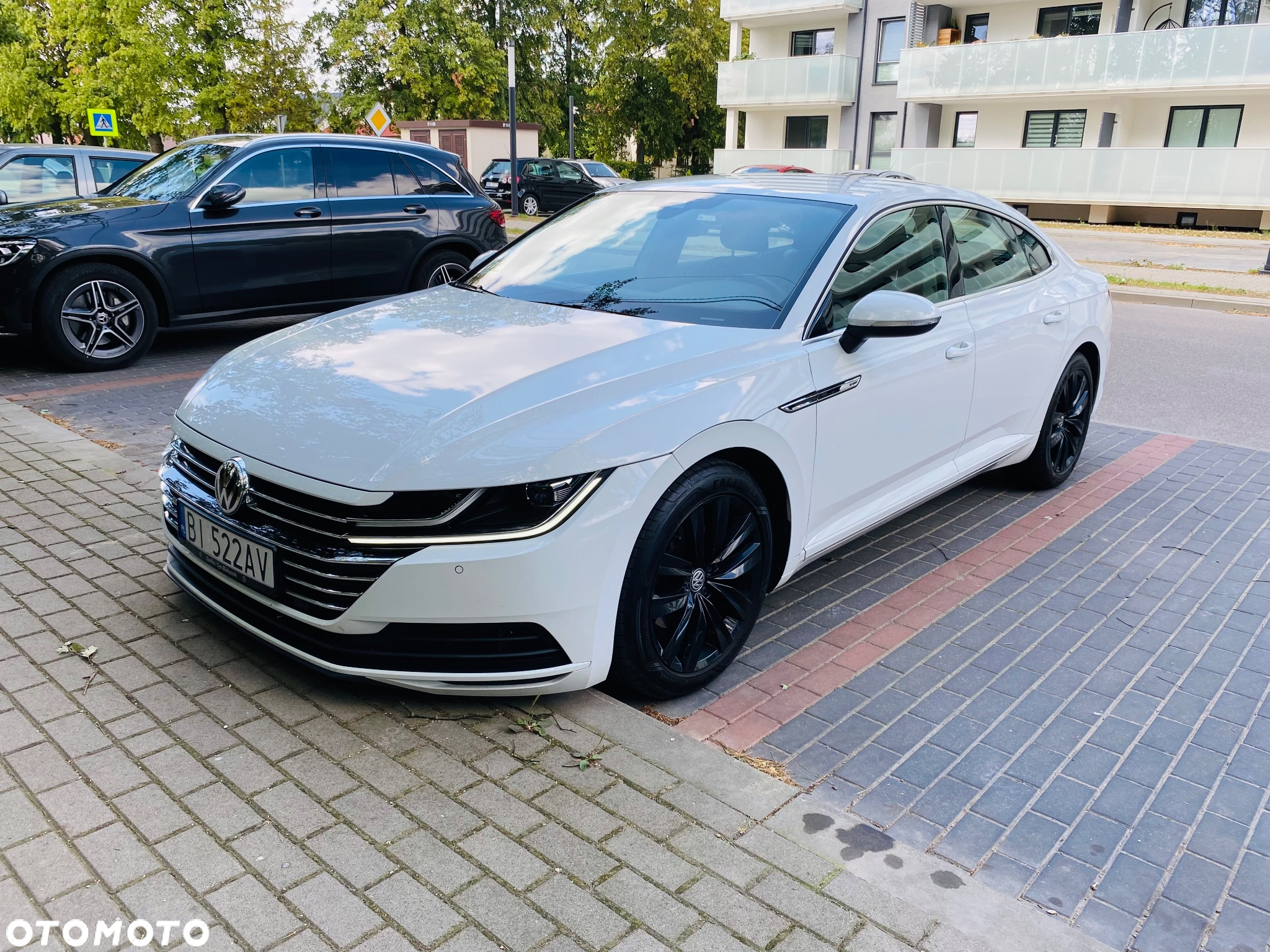 Volkswagen Arteon 2.0 TDI SCR Essence DSG - 2