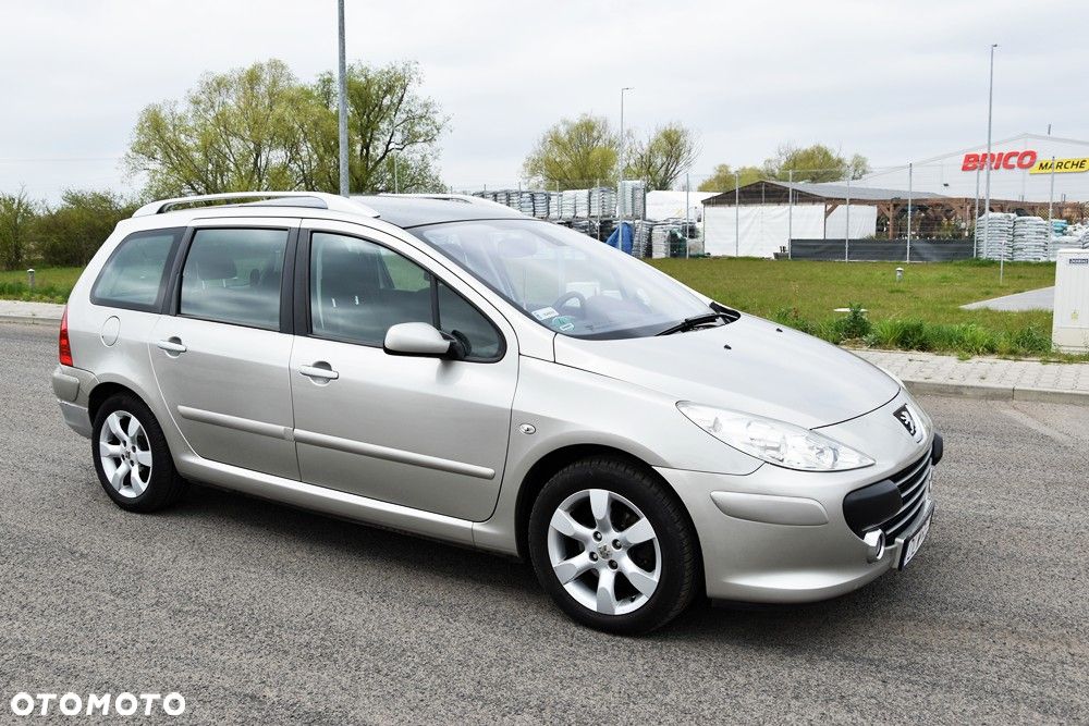 Peugeot 307 - 1