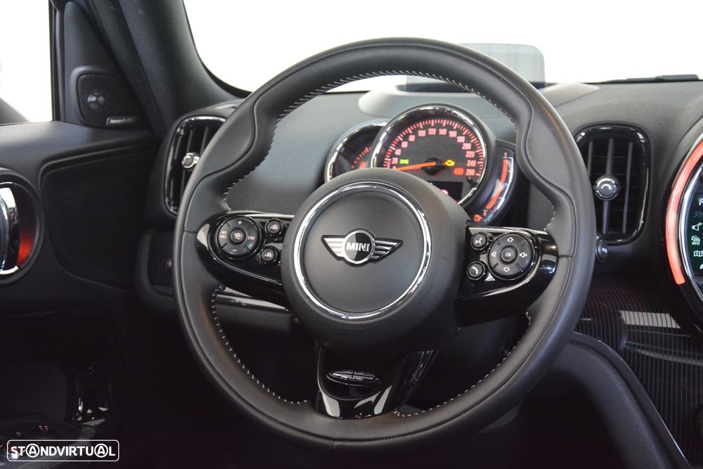 MINI Countryman Cooper SE ALL4 Auto - 22