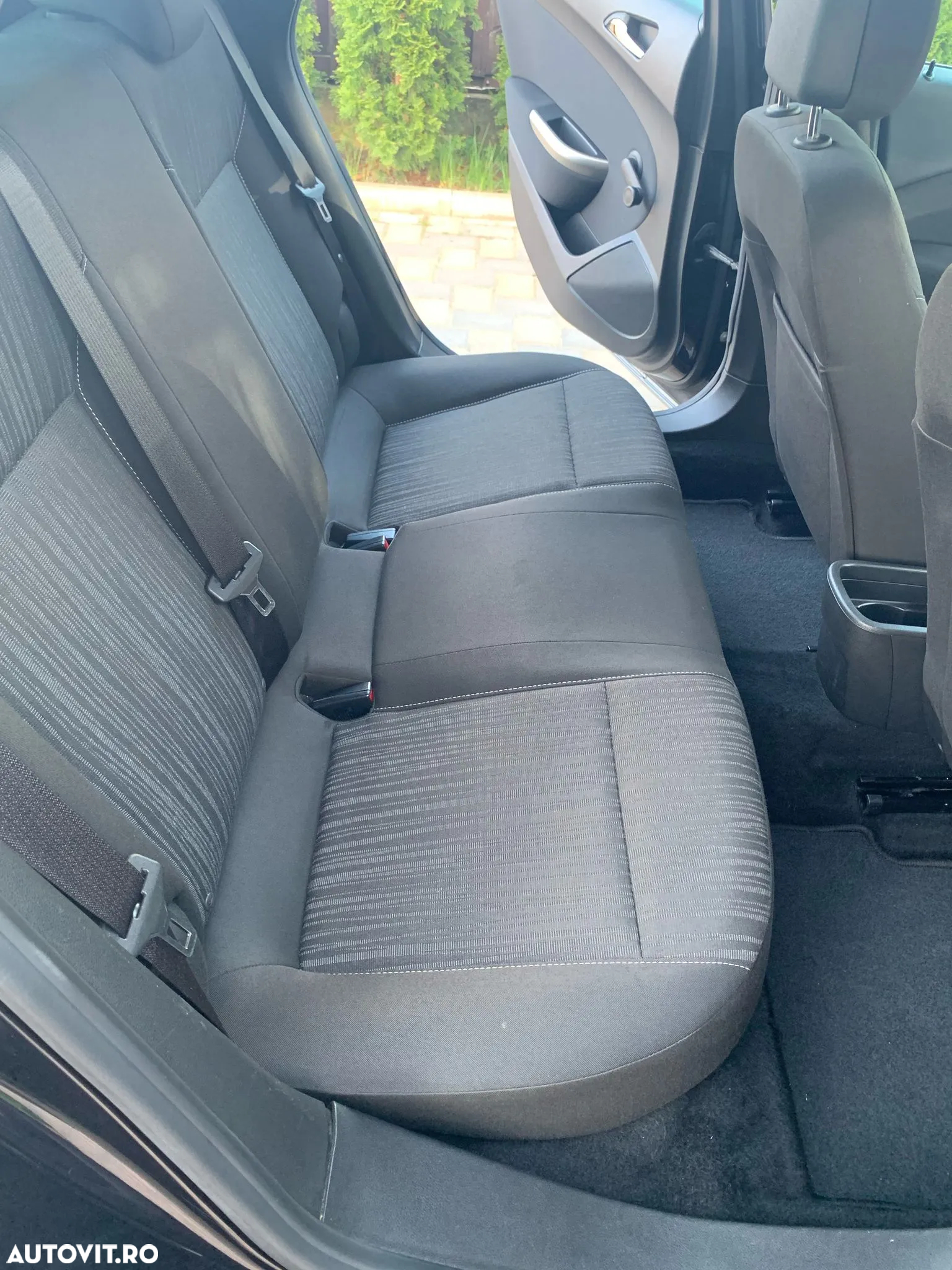Opel Astra 1.4 Turbo Active - 11