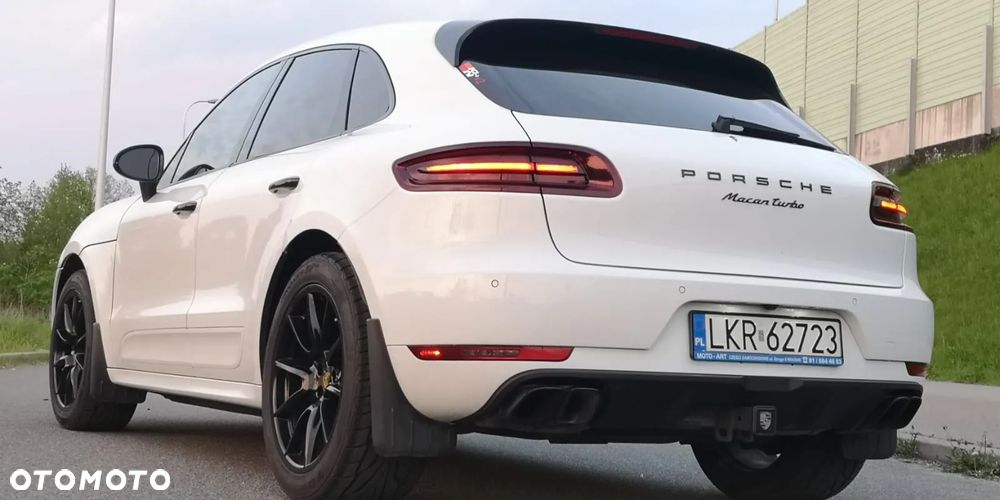 Porsche Macan Turbo PDK - 4
