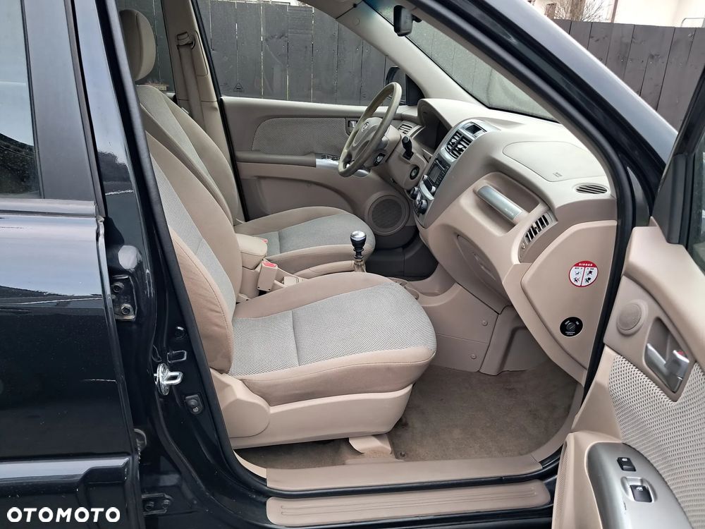 Kia Sportage 2.0 d Tour - 17