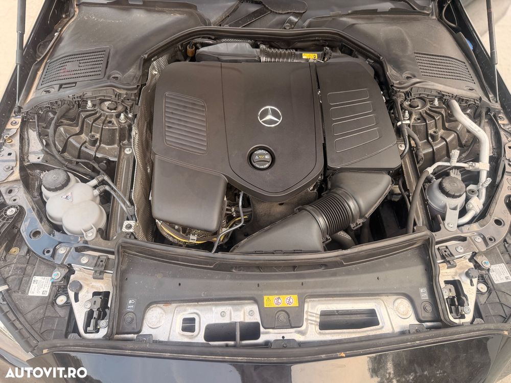 Mercedes-Benz C T-Modell 300 4MATIC MHEV - 12