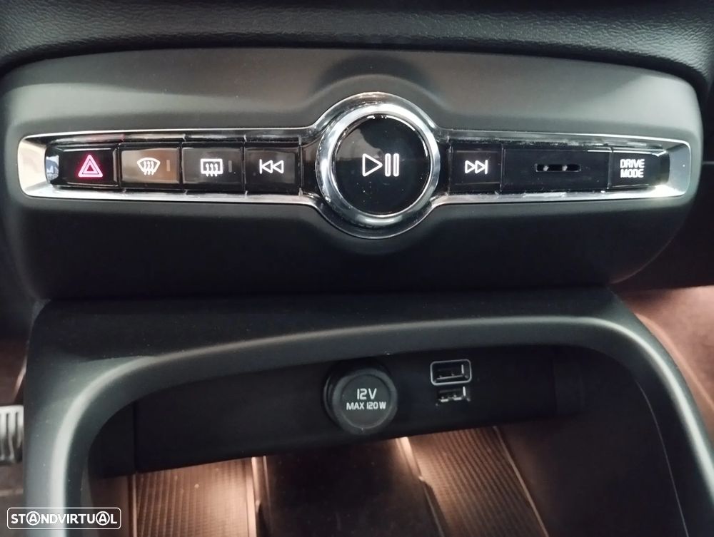 Volvo XC 40 1.5 T2 Core Auto - 34