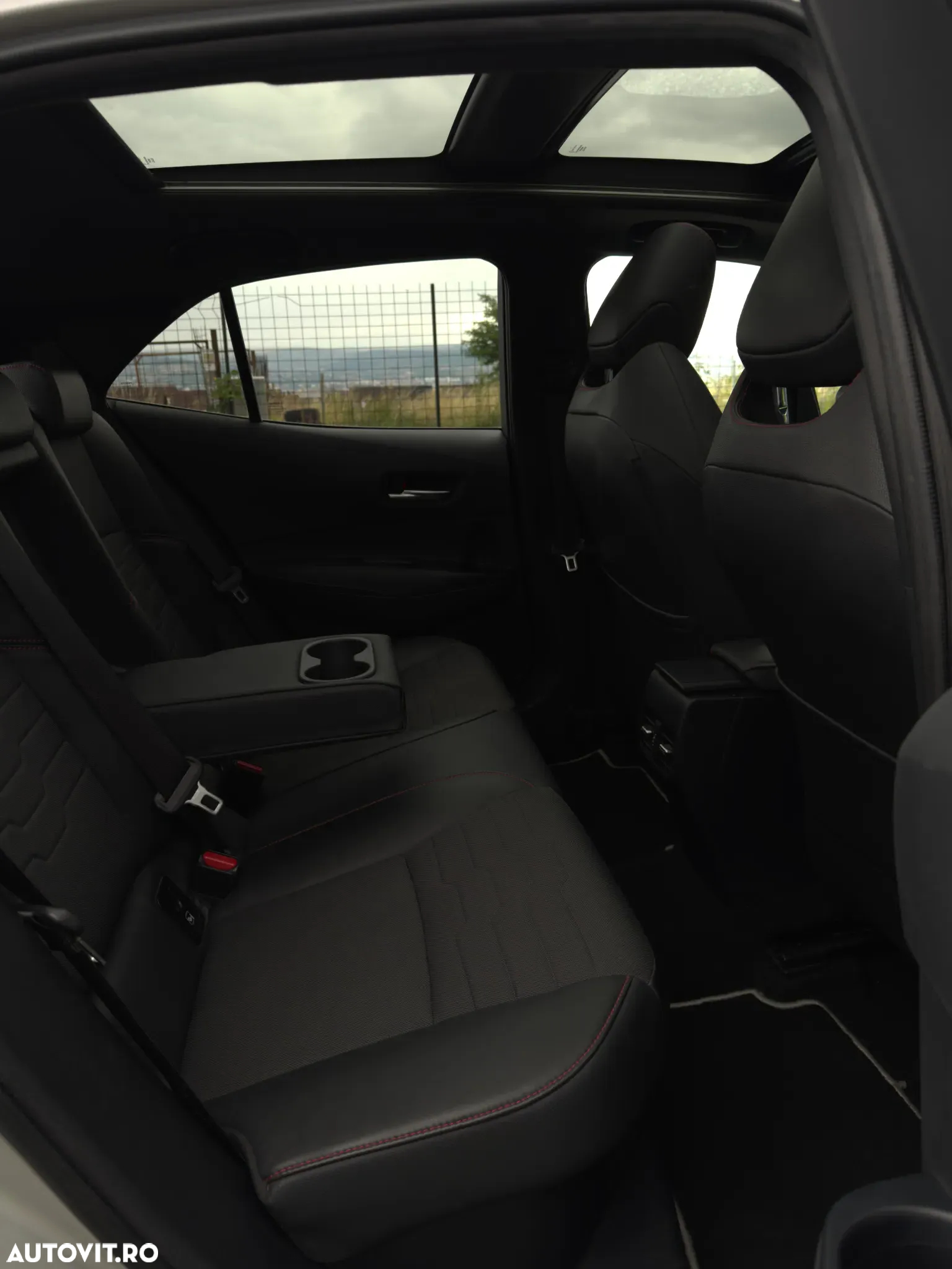 Toyota Corolla 2.0 HSD Exclusive Plus Bi-tone - 20