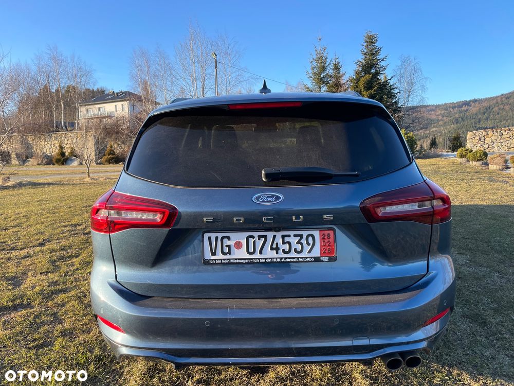 Ford Focus 1.0 EcoBoost Hybrid ST-LINE X - 6