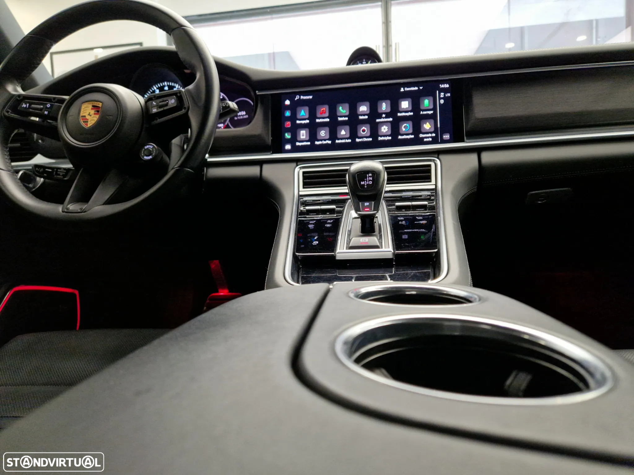 Porsche Panamera Sport Turismo 4 E-Hybrid Platinum Edition - 24
