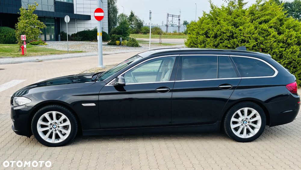 BMW Seria 5 525d xDrive Luxury Line - 2