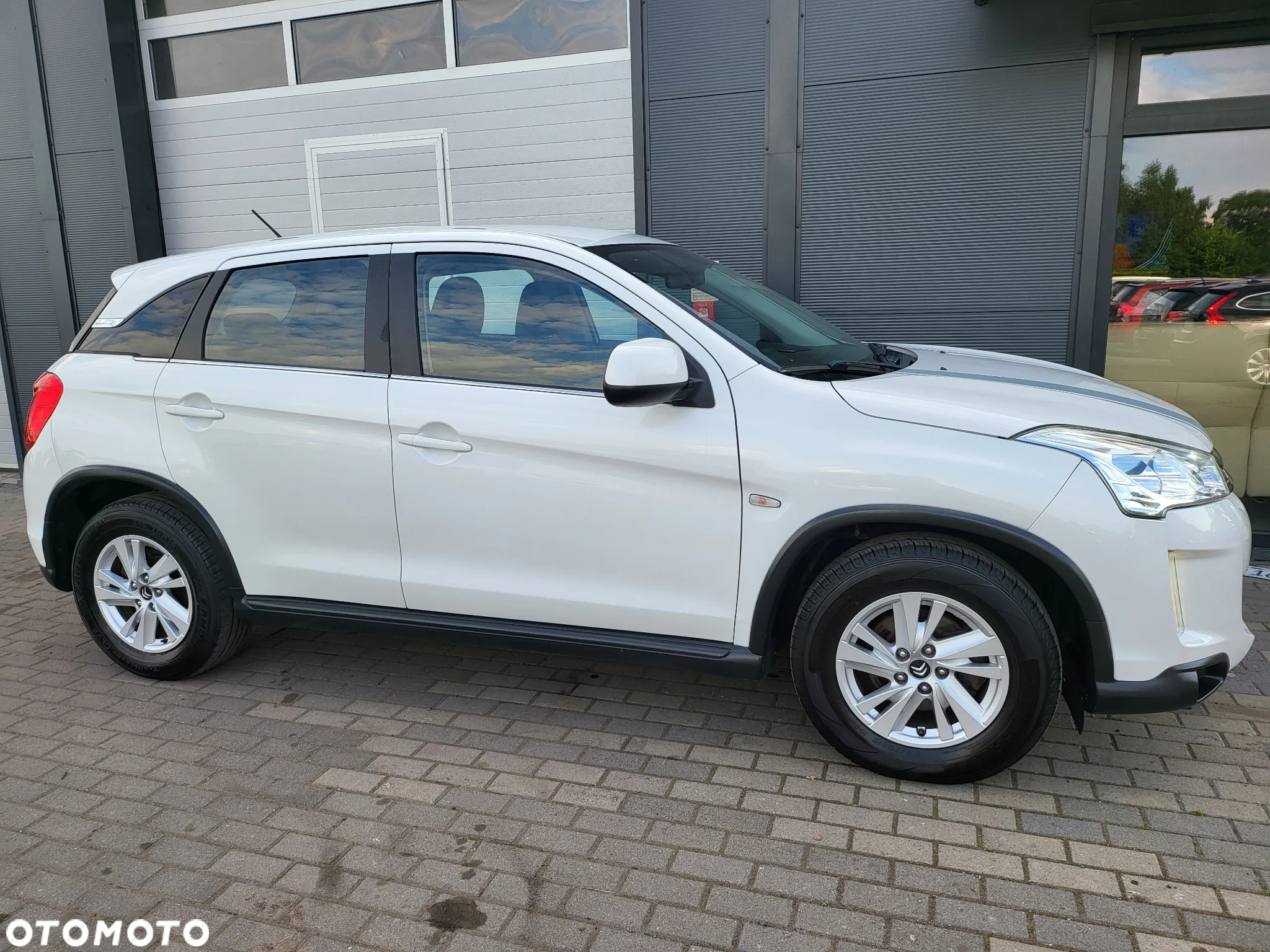Citroën C4 Aircross e-HDi 115 Stop & Start 2WD Attraction - 28