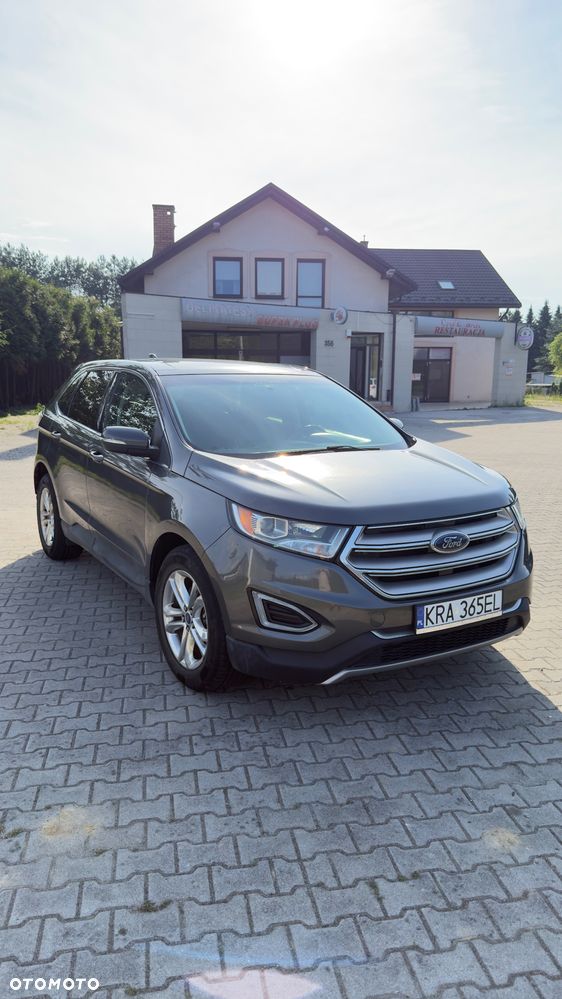 Ford Edge - 1