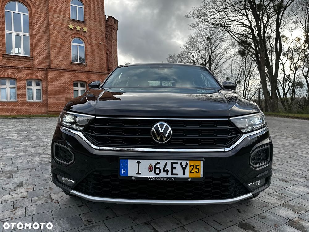 Volkswagen T-Roc - 23