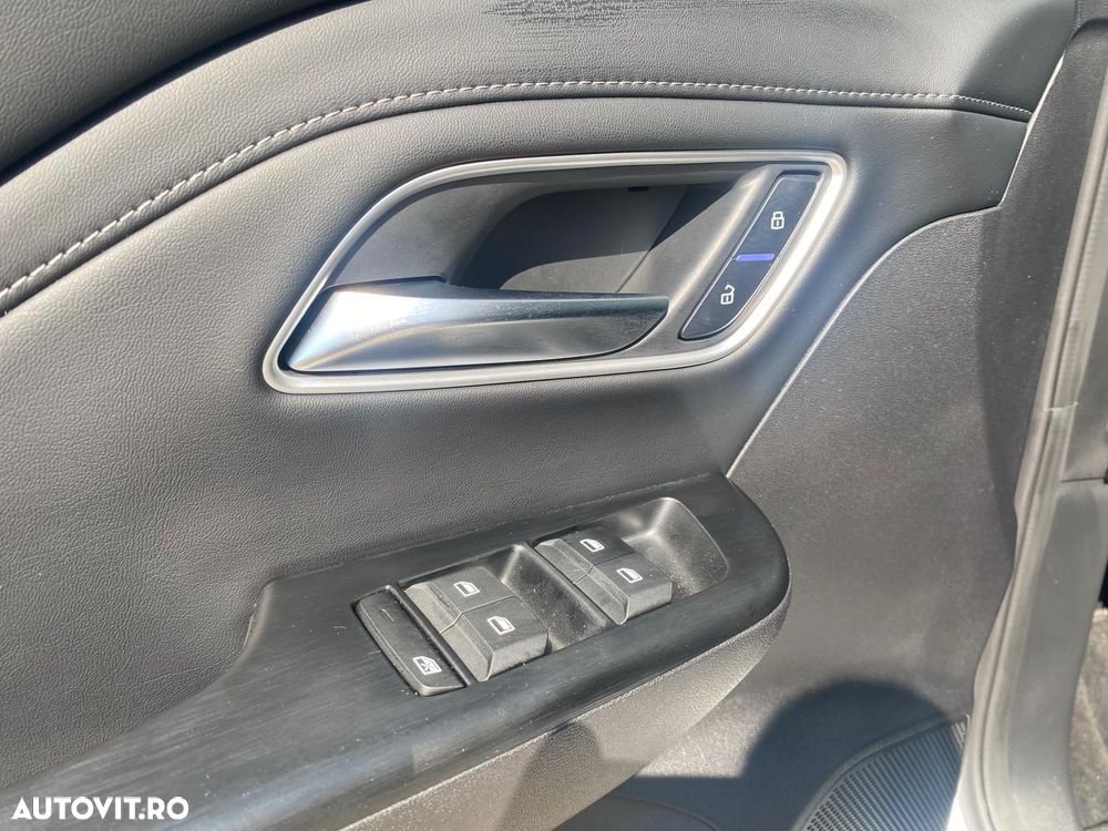 MG ZS HEV 1.5 GSI AT Exclusive - 22