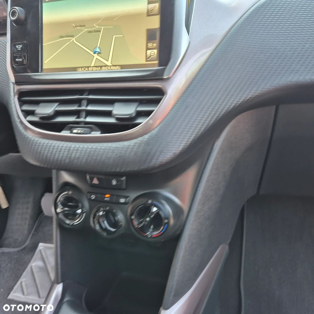 Peugeot 2008 PureTech 82 Active - 15