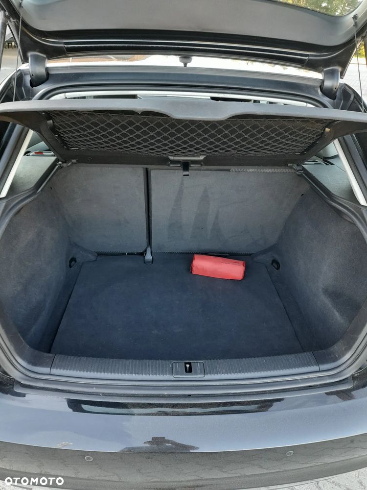 Audi A3 Sportback - 13