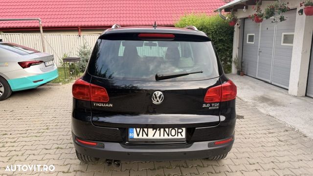 Volkswagen Tiguan 2.0 TDI 4Motion DSG Sport & Style - 4