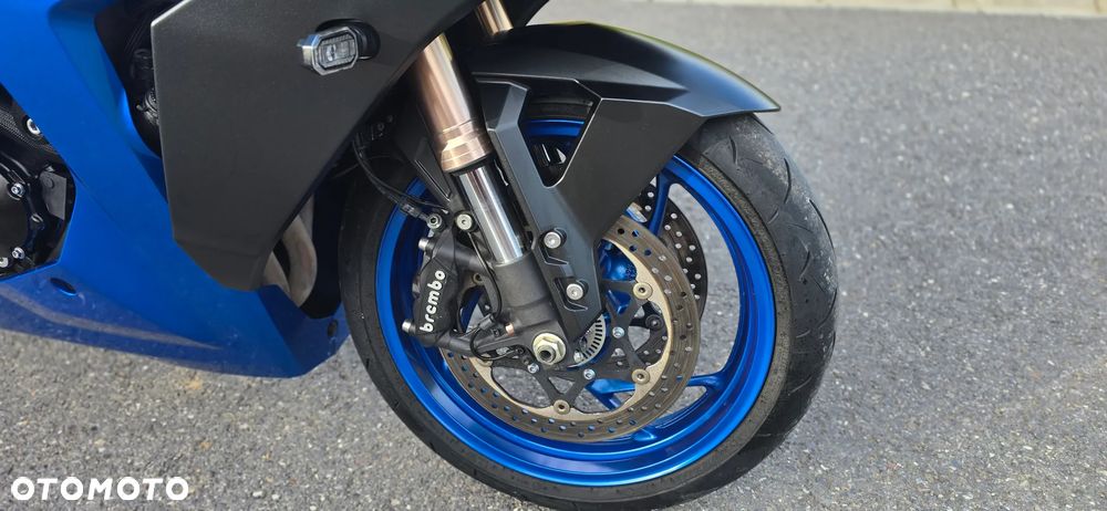 Suzuki GSX 1000 - 14