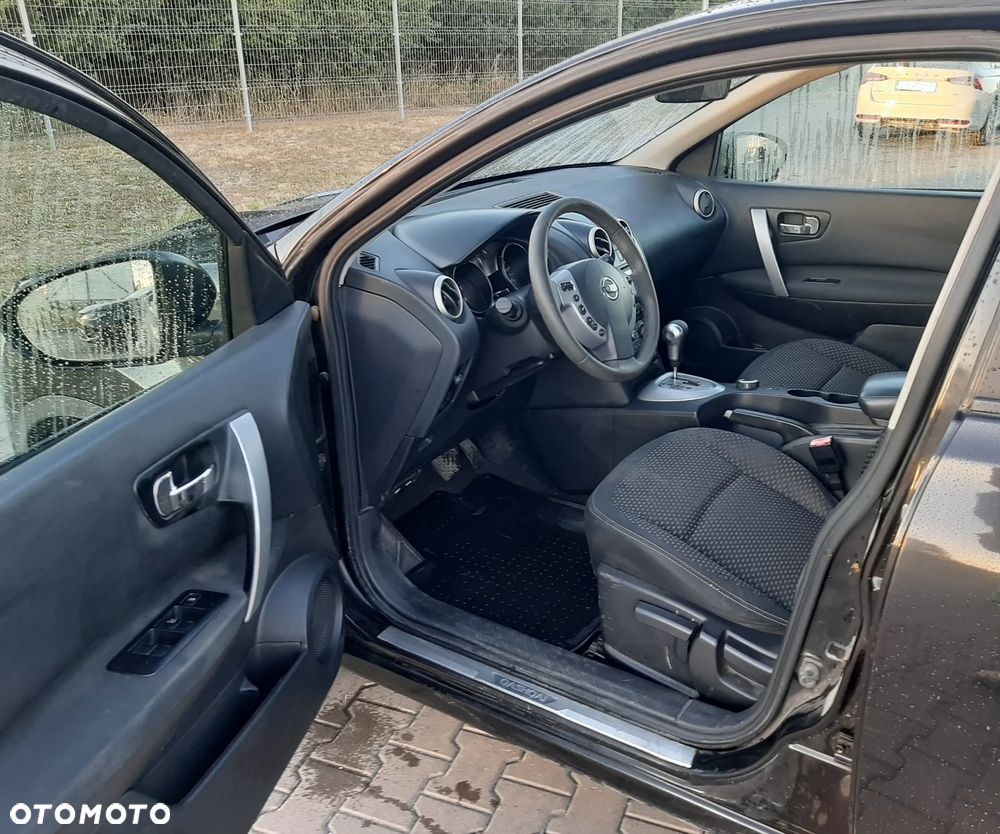 Nissan Qashqai 2.0 dCi 4 x 4 DPF acenta - 6