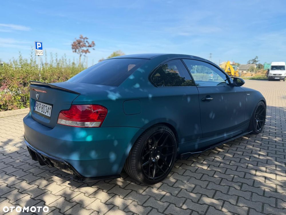 BMW Seria 1 130i - 23