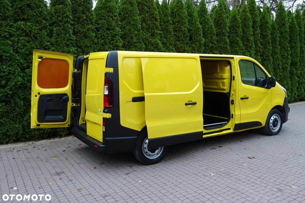 Opel Vivaro - 9