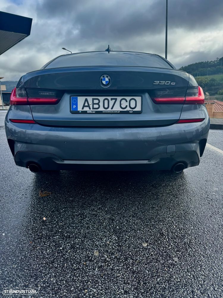 BMW 330 e Pack M Auto - 11