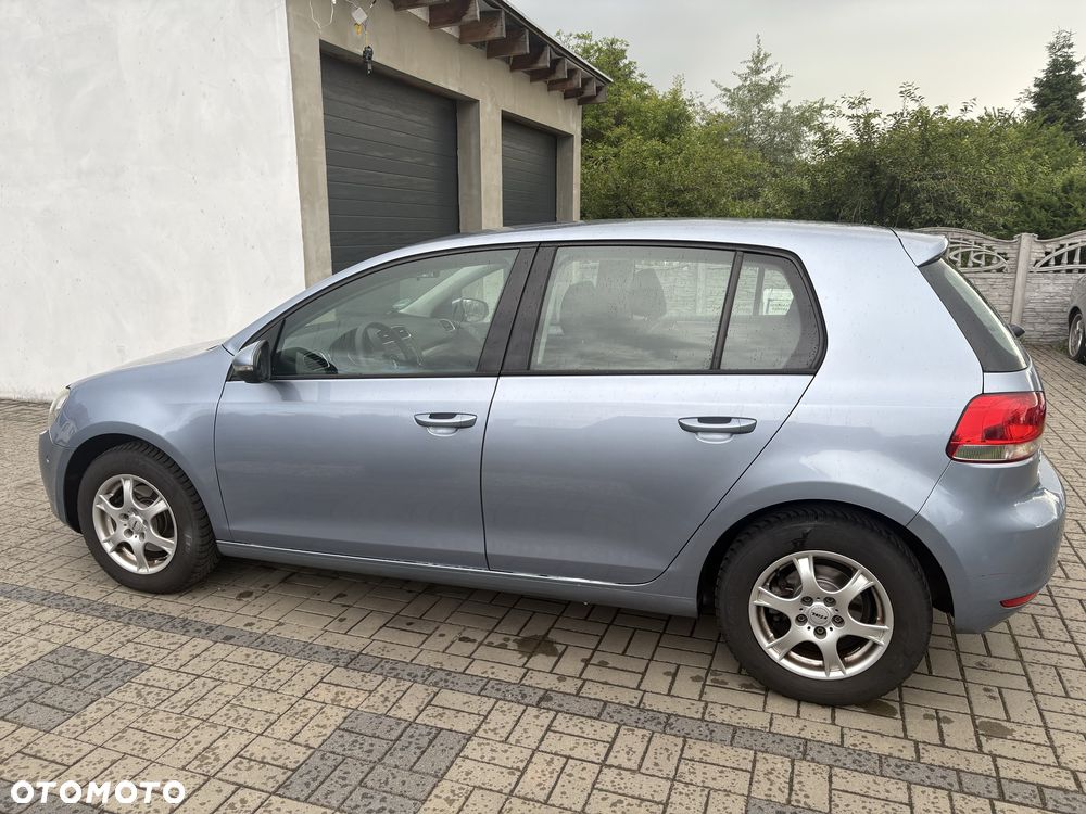 Volkswagen Golf - 5