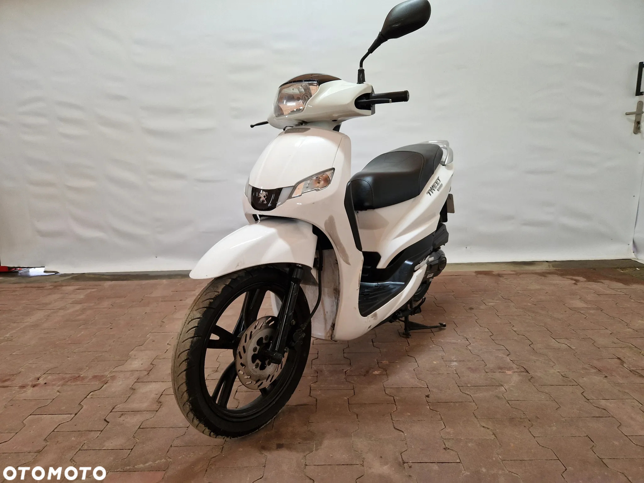 Peugeot Tweet - 10