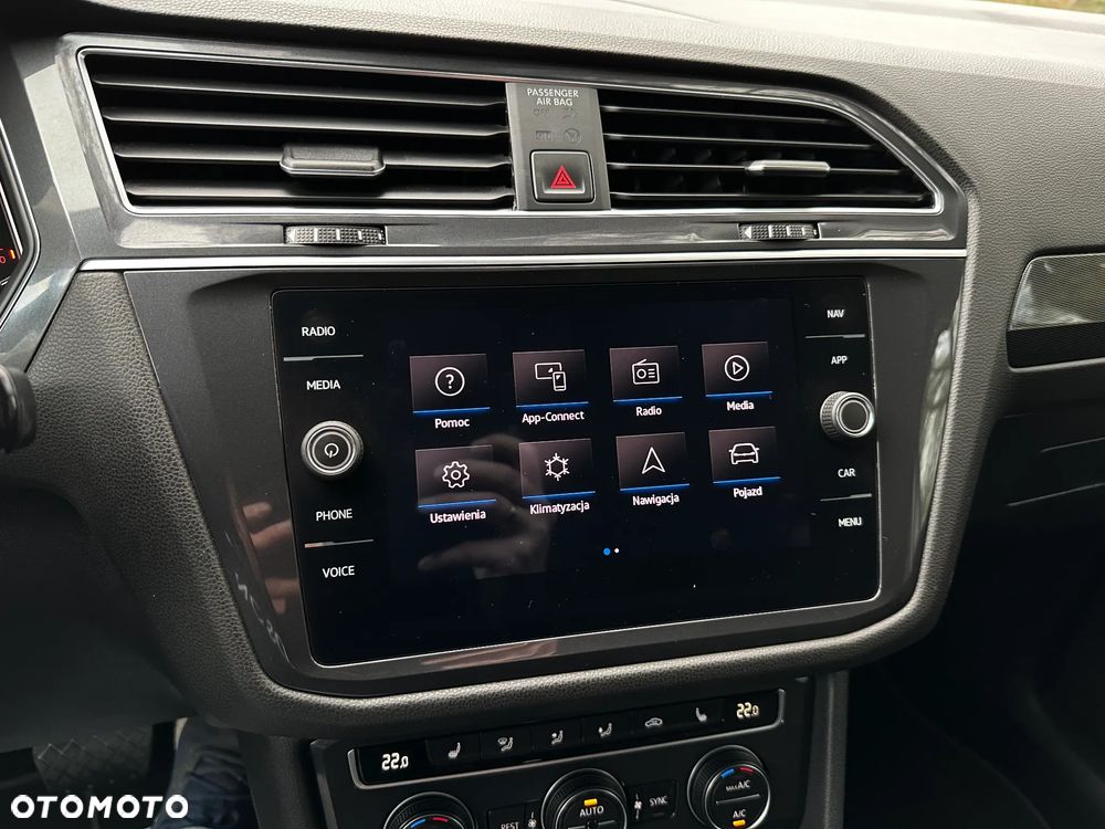 Volkswagen Tiguan - 27