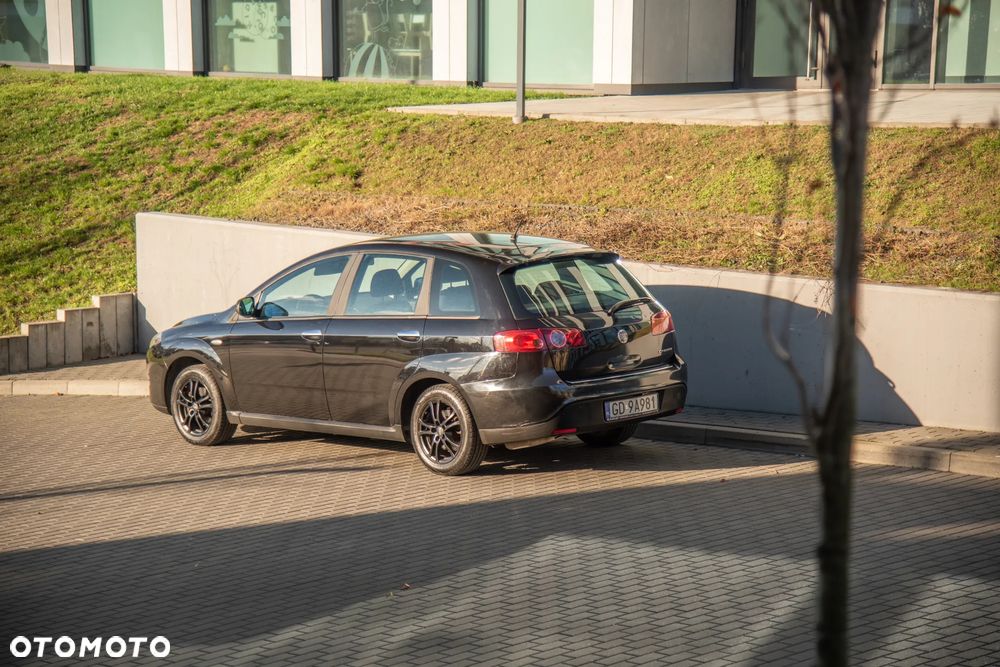 Fiat Croma 1.8 16V Active - 31