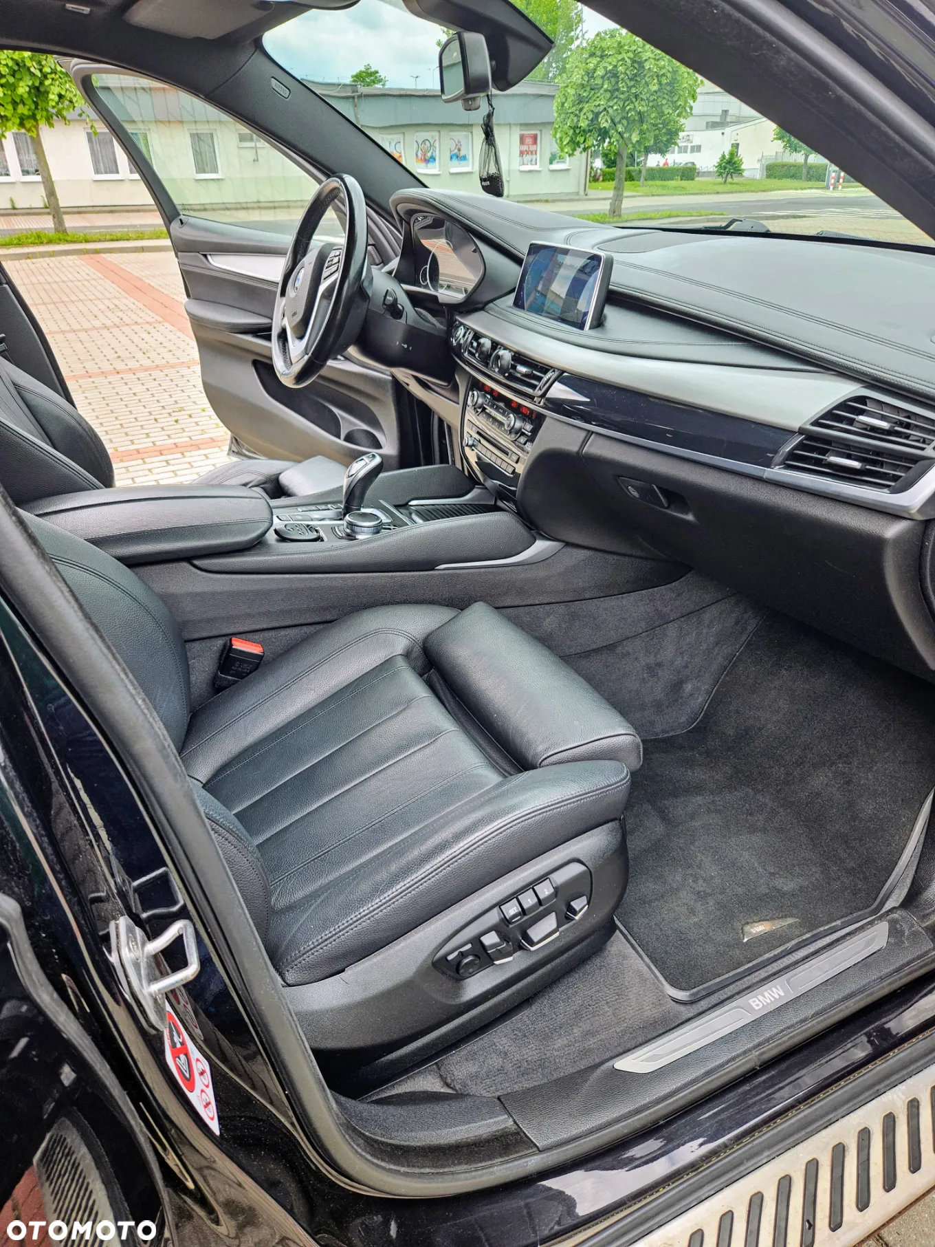 BMW X6 xDrive40d - 22
