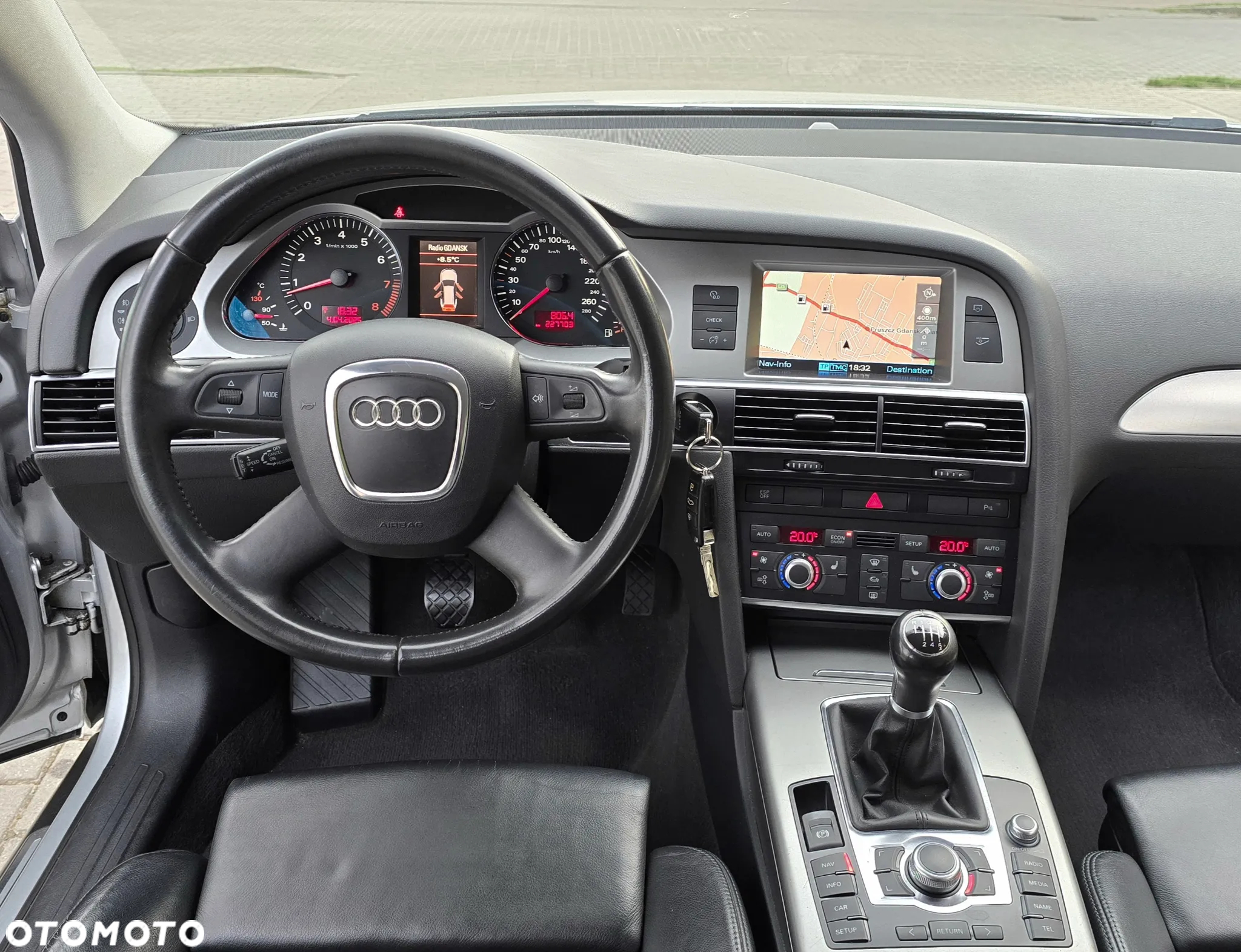 Audi A6 Avant 2.4 - 24