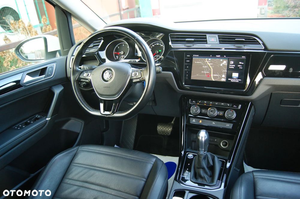 Volkswagen Touran 2.0 TDI BMT Highline DSG - 23