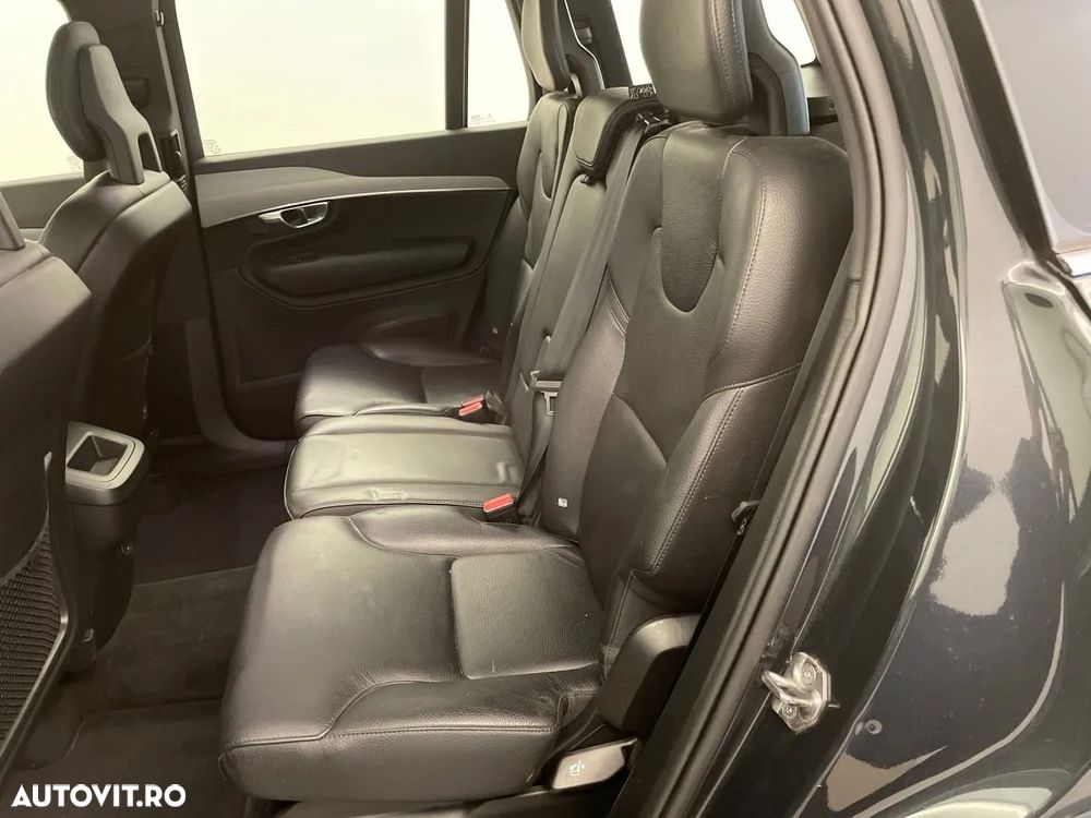 Volvo XC 90 B5 D AWD Geartronic Momentum Pro - 6