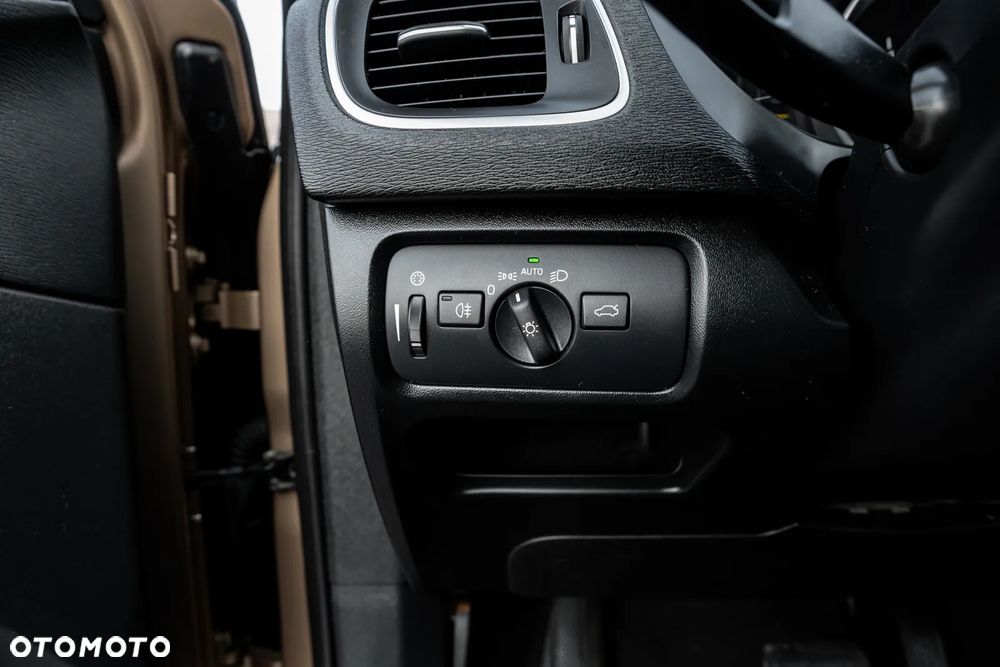 Volvo V40 Cross Country T5 AWD Geartronic Summum - 30