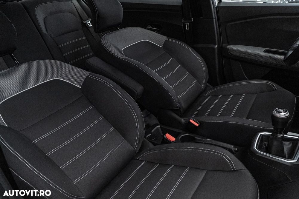 Dacia Logan TCe 90 MT6 Prestige - 39