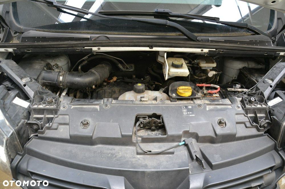 Renault Trafic - 15