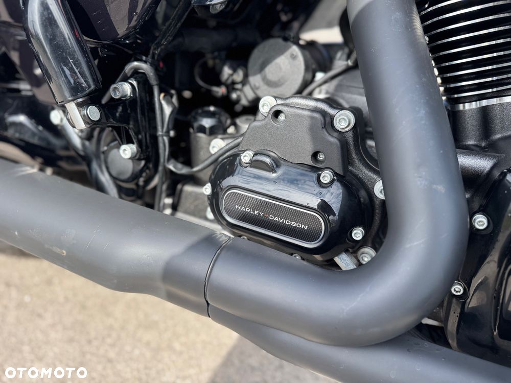 Harley-Davidson Touring Road Glide - 10