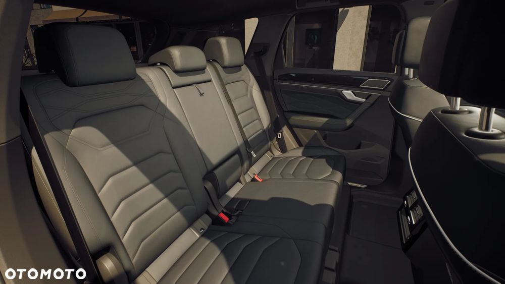 Volkswagen Touareg 3.0 V6 TDI SCR 4Mot R-Line - 13