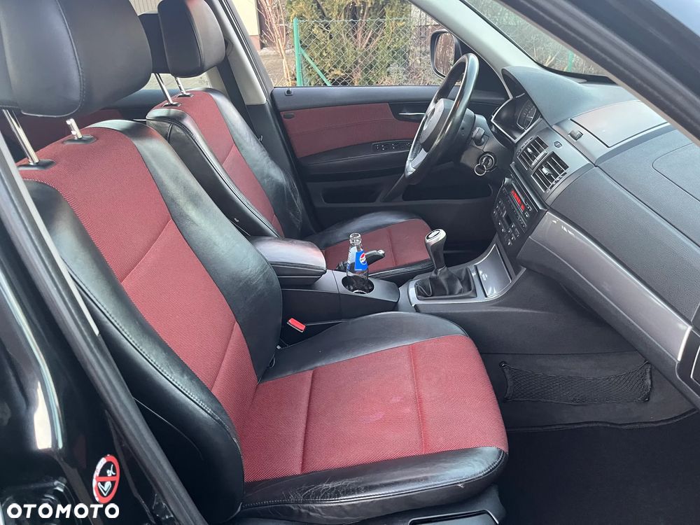 BMW X3 xDrive18d - 11