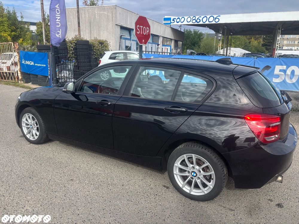 BMW Seria 1 116i - 17