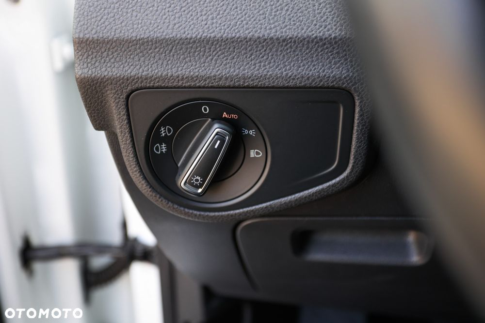 Volkswagen Golf Sportsvan 1.2 TSI (BlueMotion Technology) Comfortline - 24