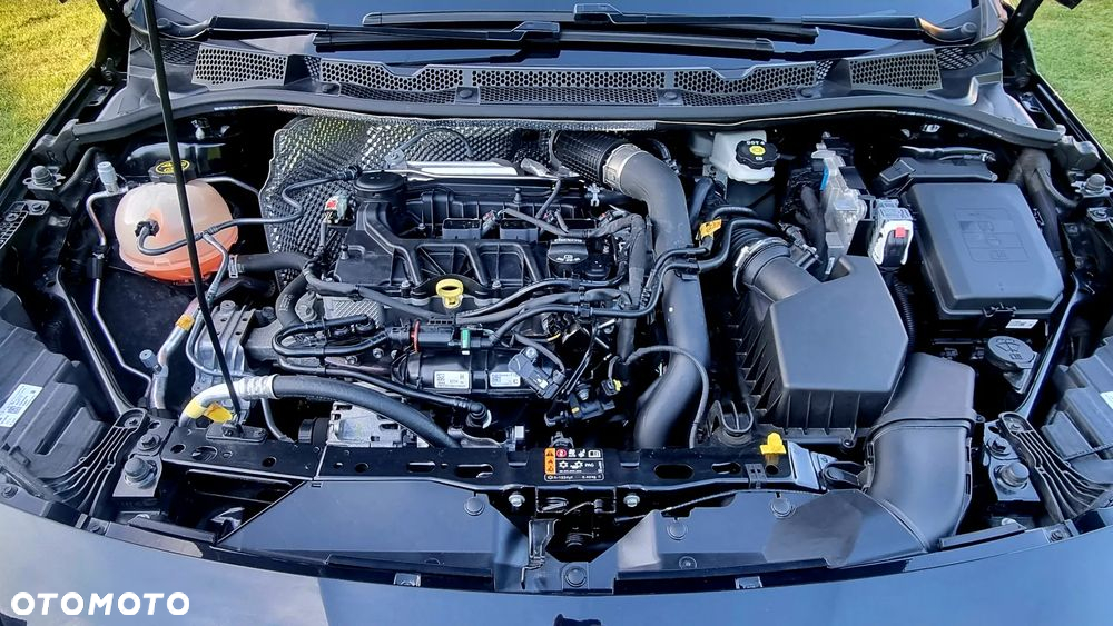Opel Astra V 1.2 T Business Elegance S&S - 5
