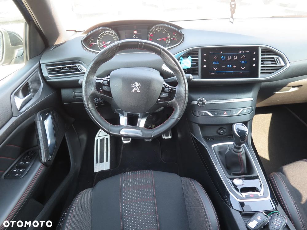 Peugeot 308 BlueHDi 130 Stop & Start GT - 13