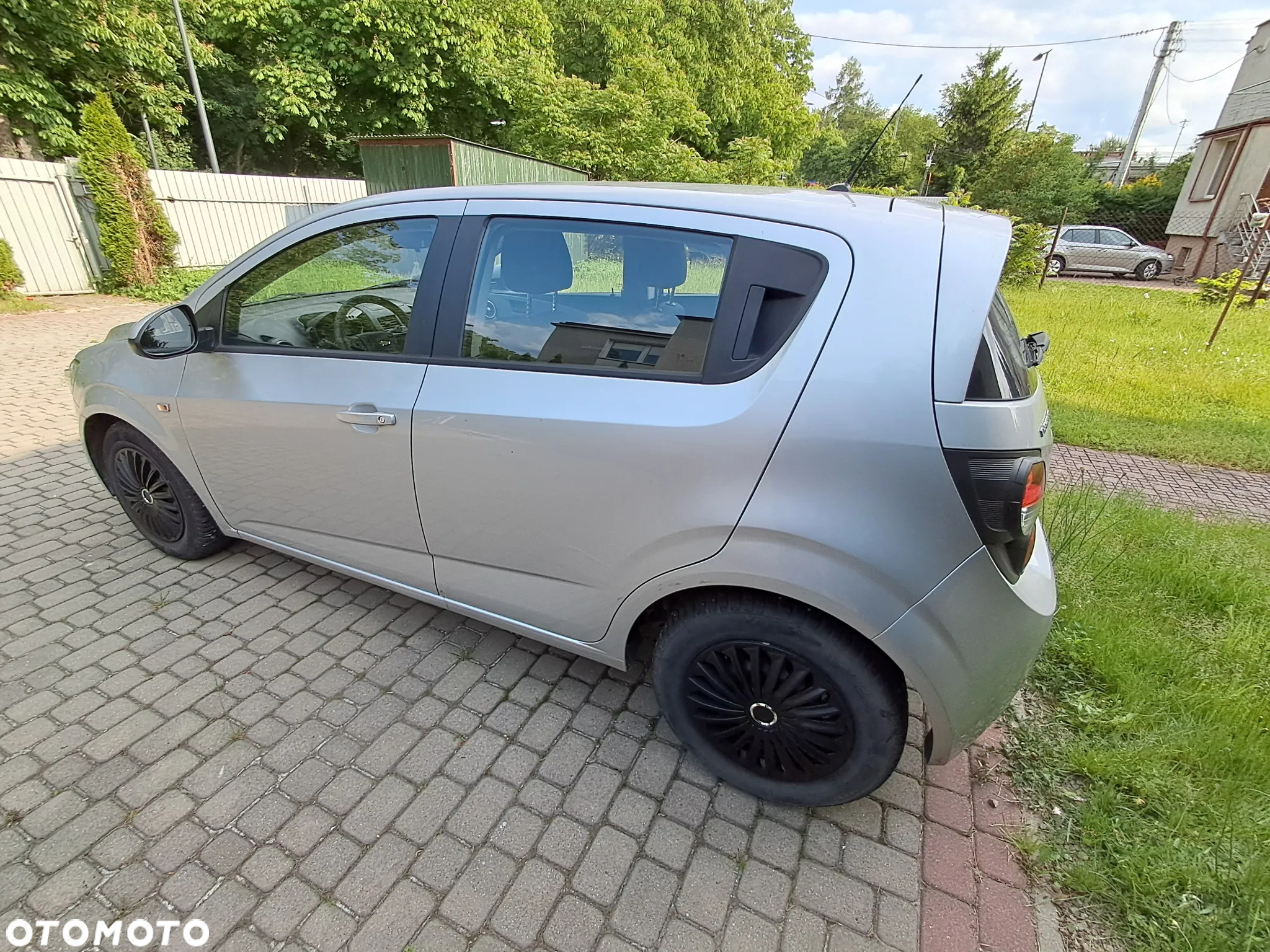 Chevrolet Aveo - 4